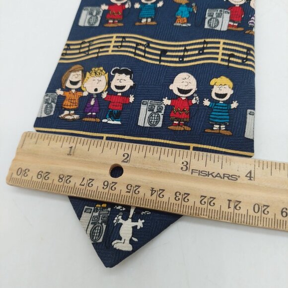 Peanuts Necktie Karaoke Kids 100% Silk Tie Multi-colored - Picture 2 of 5